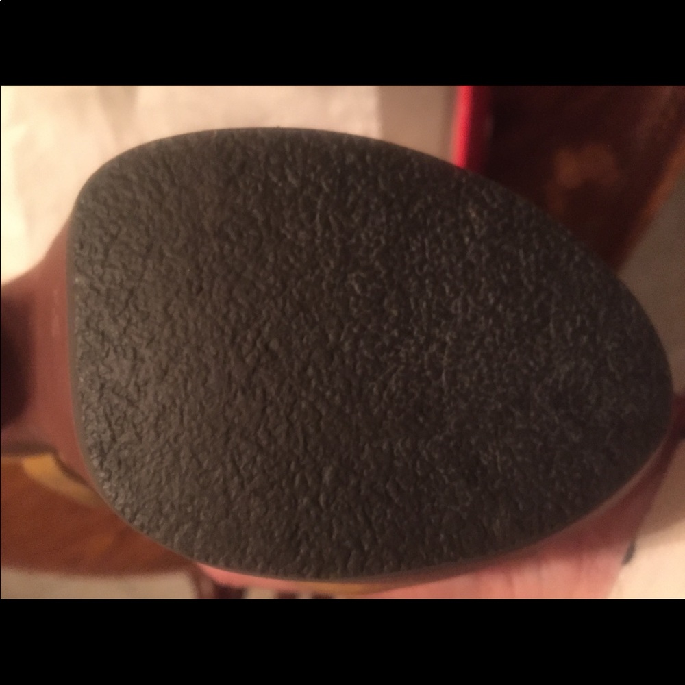 Wore Once Nice Guess Shoes - image 5